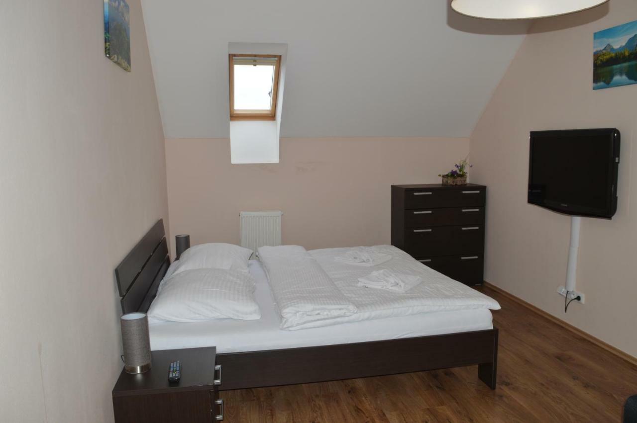 Apartman Erika Vel'ka Lomnica Dış mekan fotoğraf