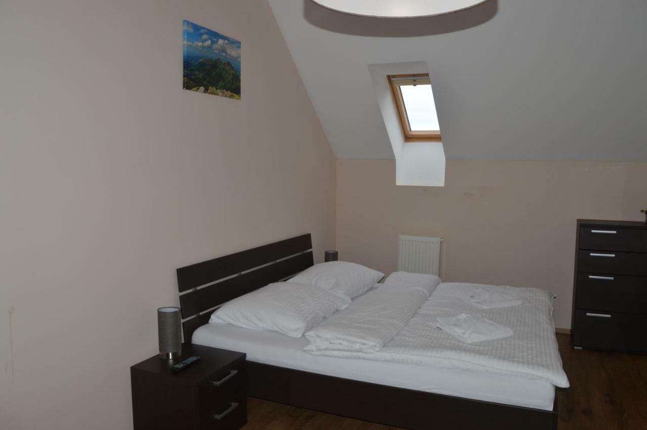 Apartman Erika Vel'ka Lomnica Dış mekan fotoğraf