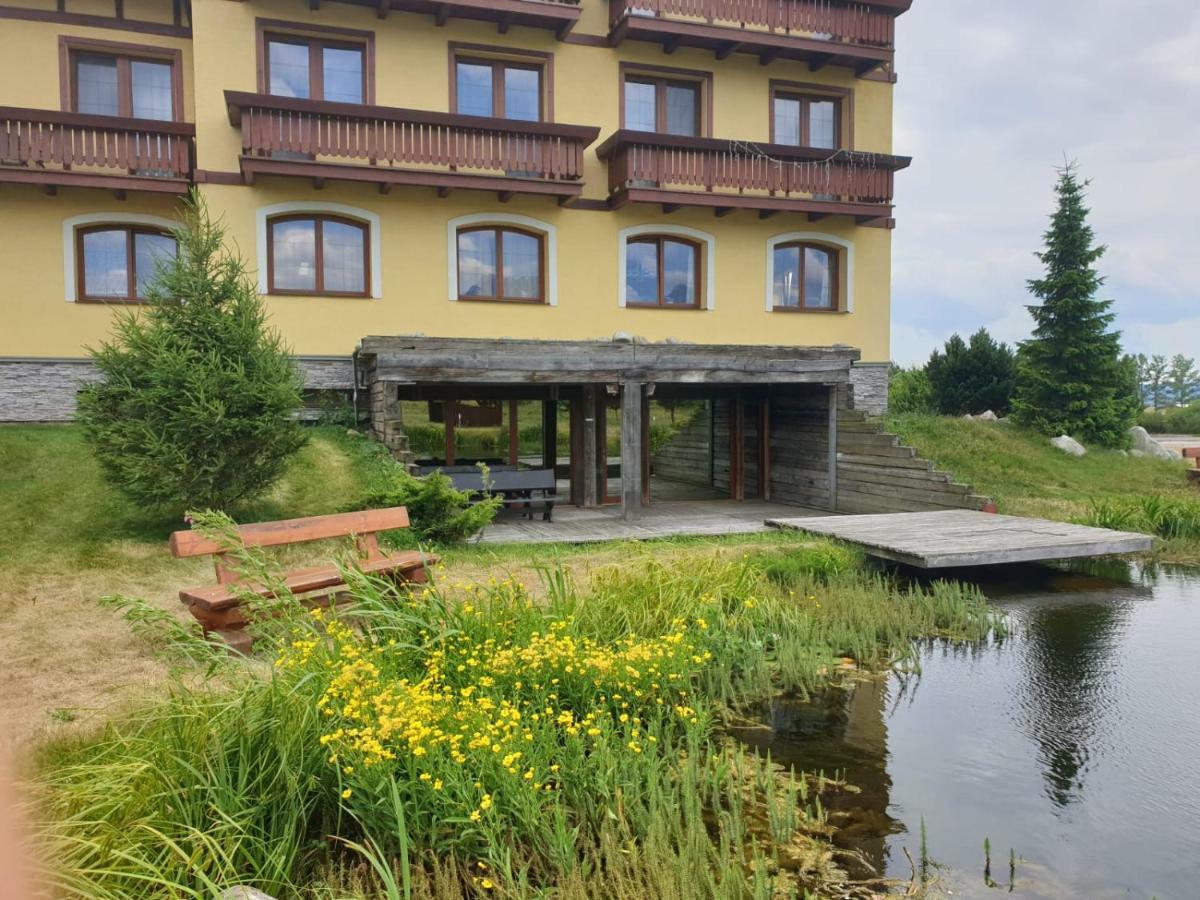 Apartman Erika Vel'ka Lomnica Dış mekan fotoğraf