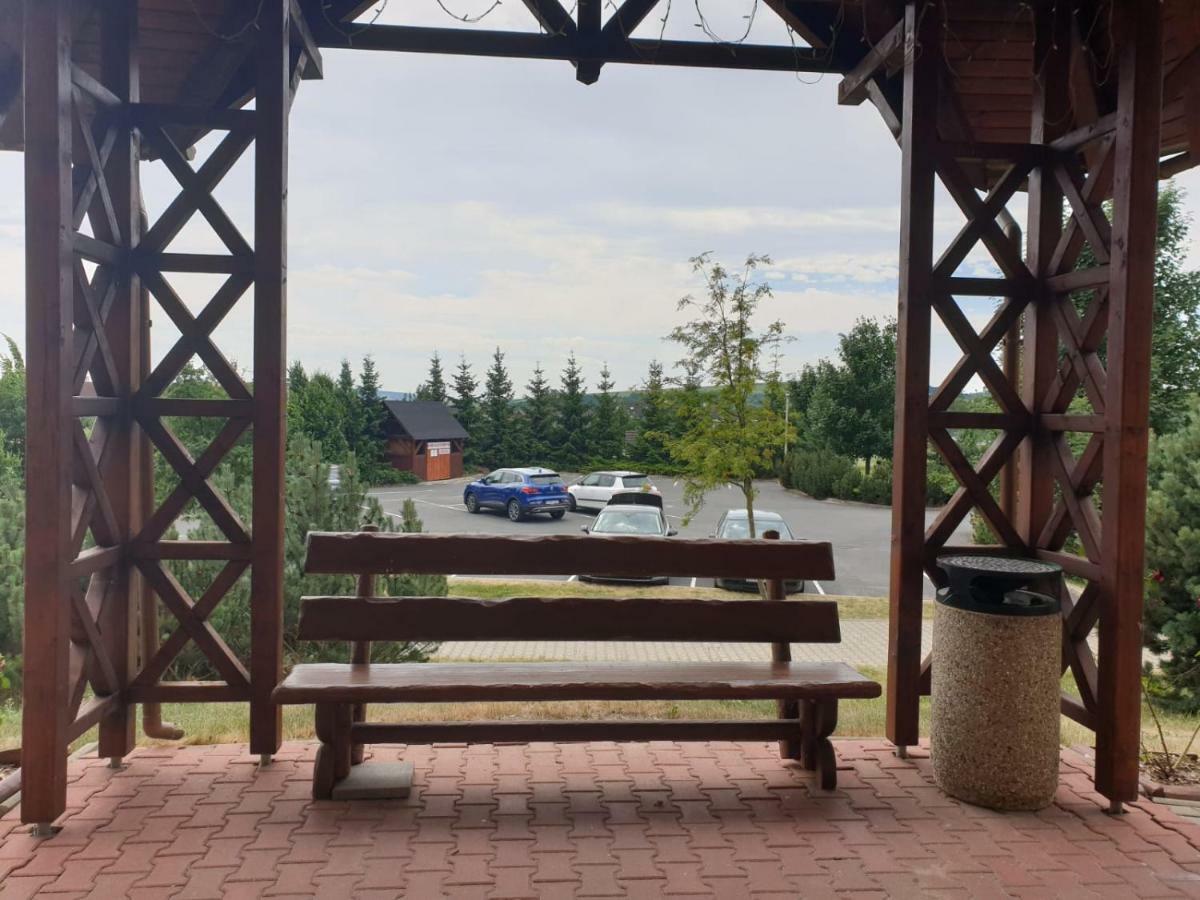 Apartman Erika Vel'ka Lomnica Dış mekan fotoğraf